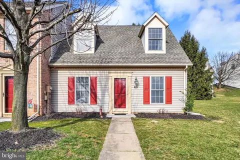 143 Point Ridge Dr, York, PA 17402