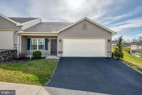 106 Shetland Dr, Red Lion, PA 17356