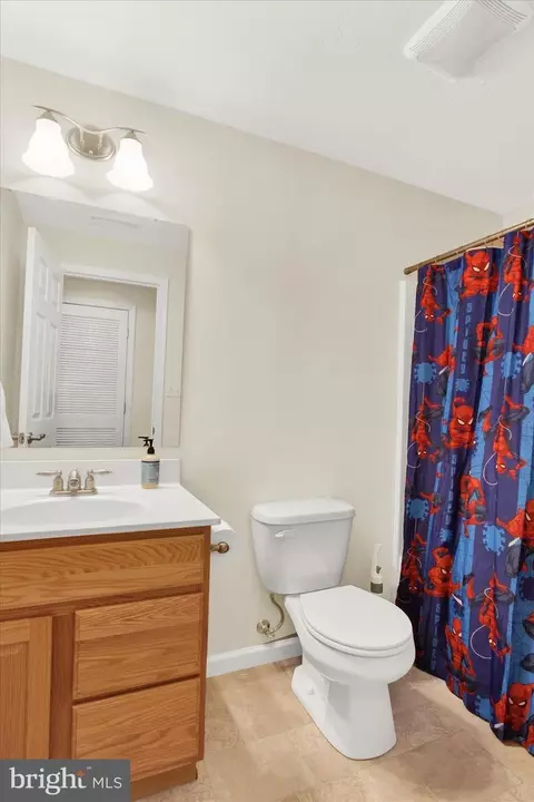 Bath - 25 Boulder Rd, Hanover, PA 17331 photo 5 of 5