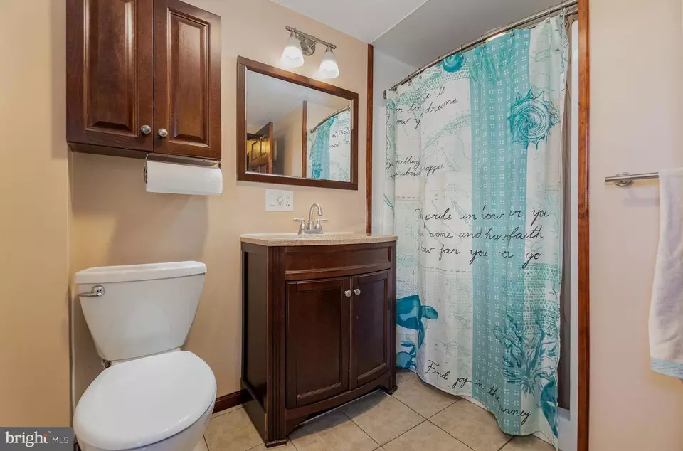 Bath - 2061 Stoverstown Rd, Spring Grove, PA 17362 photo 2 of 2