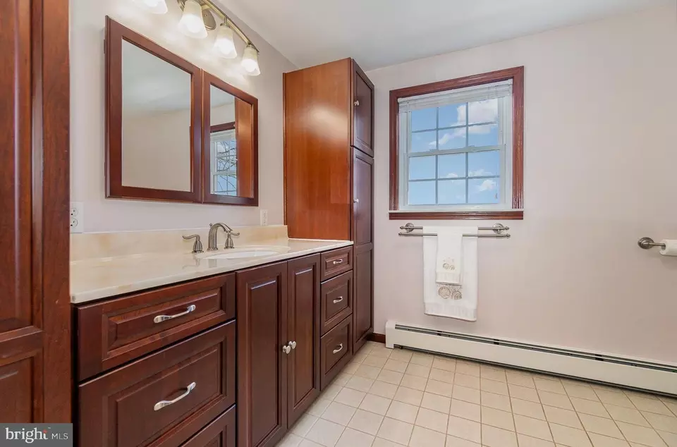 Bath - 2061 Stoverstown Rd, Spring Grove, PA 17362 photo 1 of 2