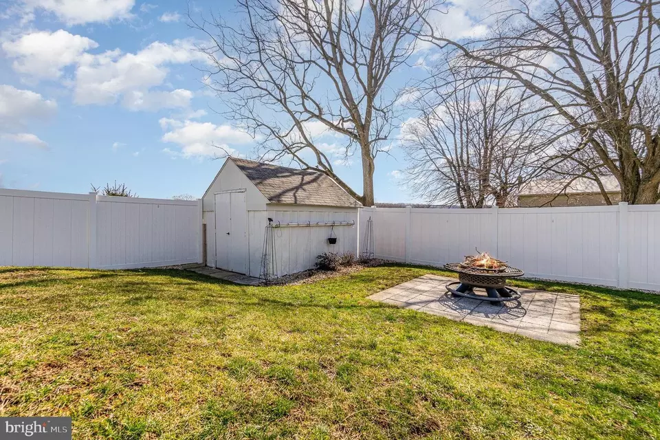 Exterior - 2061 Stoverstown Rd, Spring Grove, PA 17362 photo 10 of 11