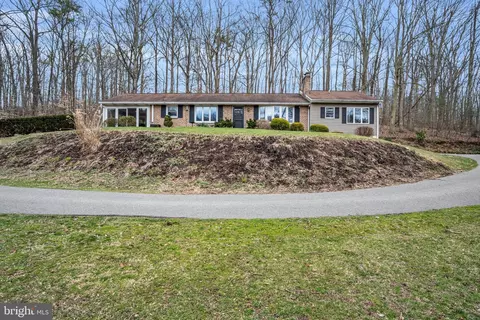 2135 Red Bank Rd, Dover, PA 17315