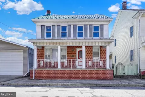 80 1st Ave, Red Lion, PA 17356
