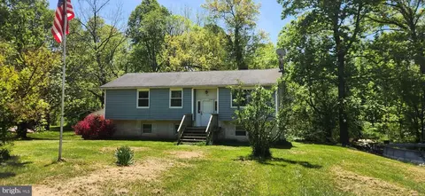130 Cedar Hill Dr, Dover, PA 17315