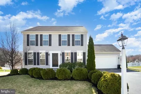 5 Sugar Dr, York Haven, PA 17370