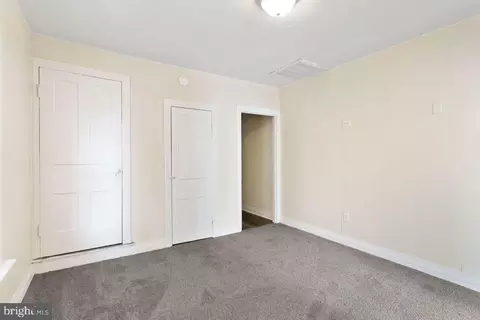 Bedroom - 31 5 Third St, Hanover, PA 17331 photo 3 of 4