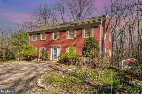 2221 Sky Top Trl, Dover, PA 17315