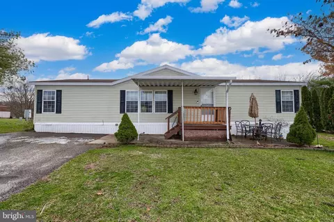 701 Cassel Rd #114, Manchester, PA 17345