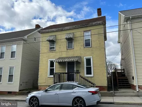 141 Mcallister St, Hanover, PA 17331