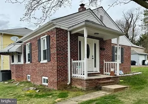 101 E High St, New Freedom, PA 17349