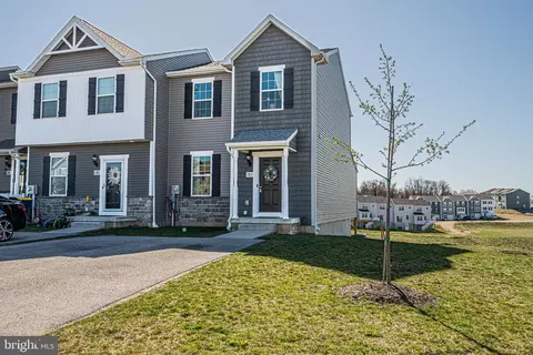 281 Homestead Dr, Hanover, PA 17331