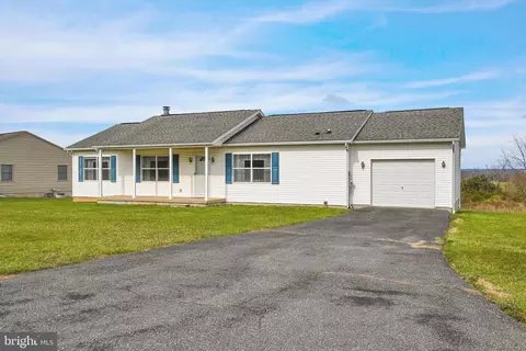 32 Quarry Rd, Delta, PA 17314
