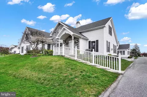 310 Clarks Way #310, York, PA 17403