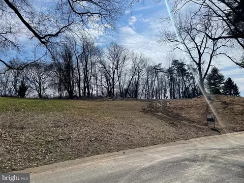 0 Glenwood Dr, York, PA 17403