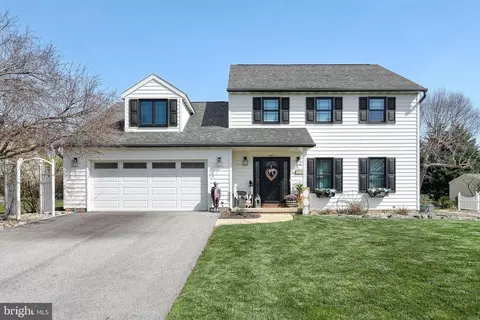 213 Seneca Way, Spring Grove, PA 17362