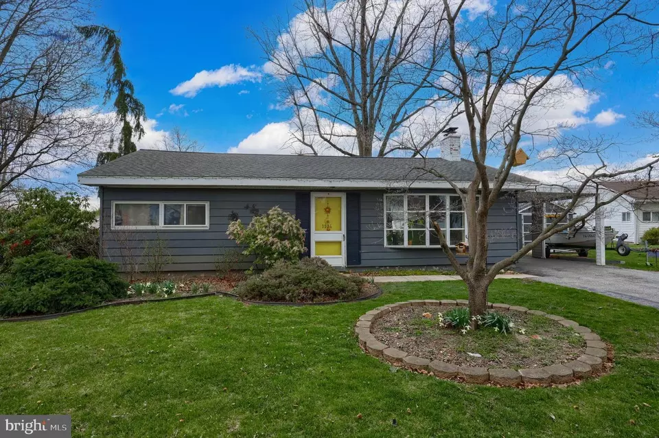 1104 Fireside Ct, York, PA 17404 28 Photos Movoto