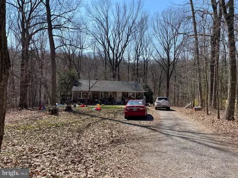 145 Massa Dr, Windsor, PA 17366