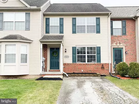 143 Sara Ln, Hanover, PA 17331