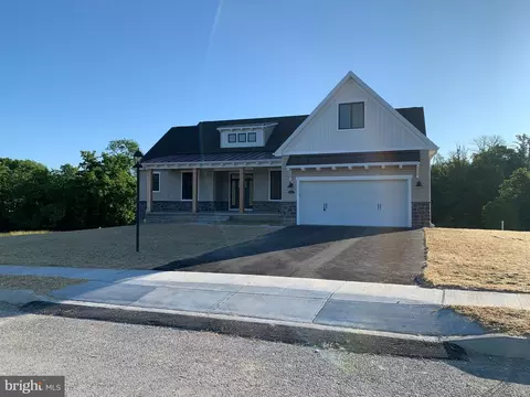114 Onyx Dr #50, Hanover, PA 17331
