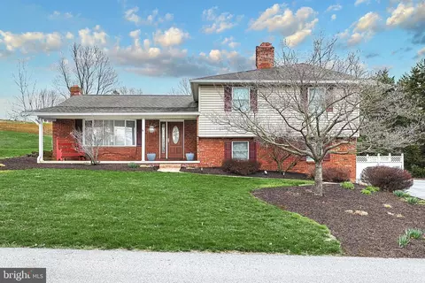 1620 Northview Rd, York, PA 17406