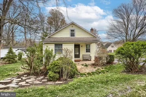 503 Park Rd, New Cumberland, PA 17070