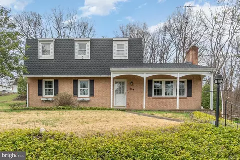 632 Gaumer Rd, New Cumberland, PA 17070
