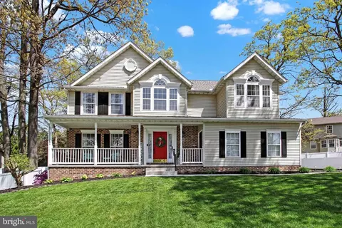 222 Moore Dr, Hanover, PA 17331