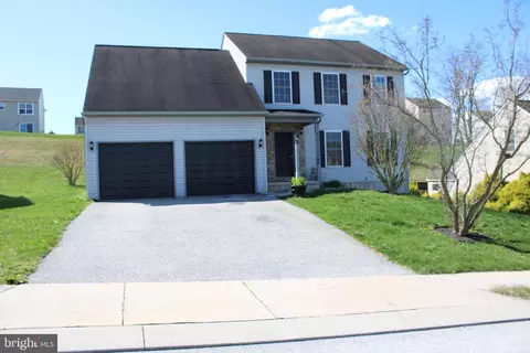 49 Bryn Way, Mount Wolf, PA 17347
