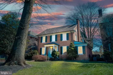 144 E Springettsbury Ave, York, PA 17403