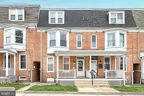 619 Jessop Pl, York, PA 17401