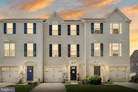 53 S Center St, Hanover, PA 17331