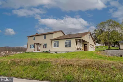 808 Valley Rd, York, PA 17403