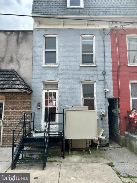 230 E Poplar St, York, PA 17403