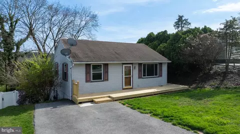1210 Overbrook Dr, York, PA 17404