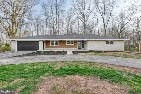 4440 Davidsburg Rd, Dover, PA 17315