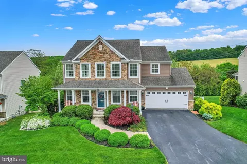 115 Azalea Dr, Windsor, PA 17366