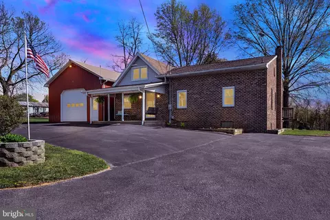 2582 W Shoff Rd, Wrightsville, PA 17368
