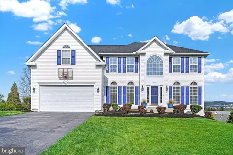 3207 Rex Dr, York, PA 17402