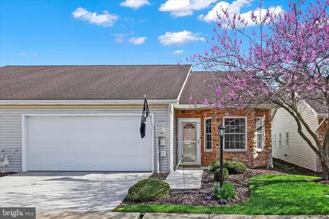 639 Northland Dr, Hanover, PA 17331