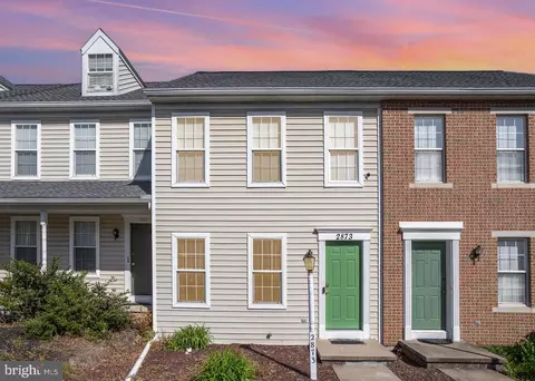 2873 Woodmont Dr, York, PA 17404