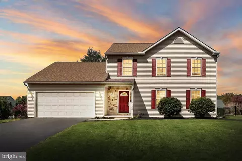 140 Olde Hickory, Mount Wolf, PA 17347