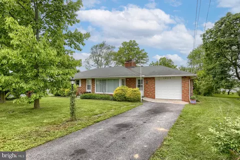 7439 Lincoln Hwy, Abbottstown, PA 17301