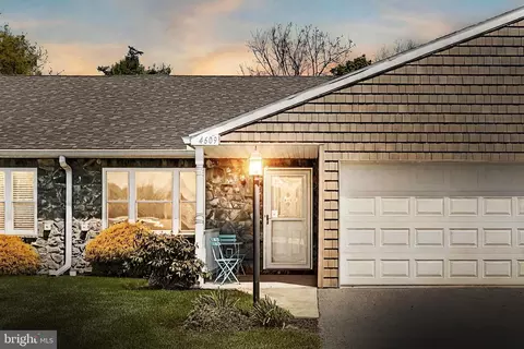 4609 Clair Mar Dr #39, Dover, PA 17315