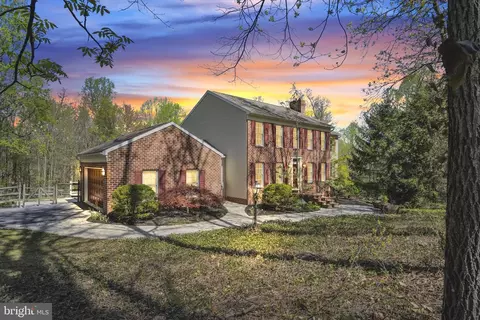 2380 Deep Hollow Rd, Dover, PA 17315