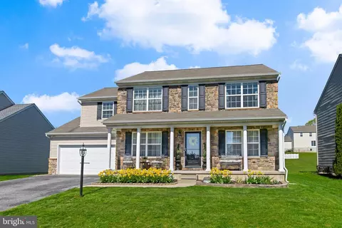 34 S 3rd St, New Freedom, PA 17349