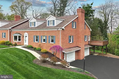 1673 Wyntre Brooke Dr #5L, York, PA 17403