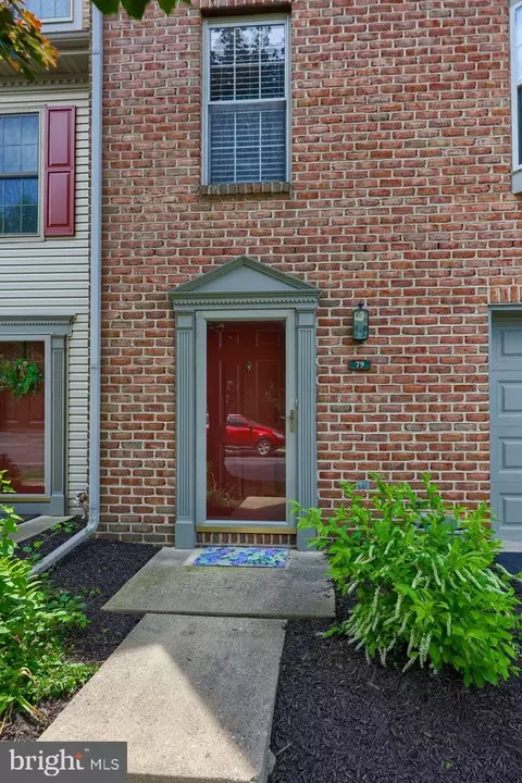 79 Jayme Dr, York, PA 17402