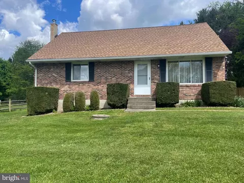 39 Poplar View Rd, Delta, PA 17314