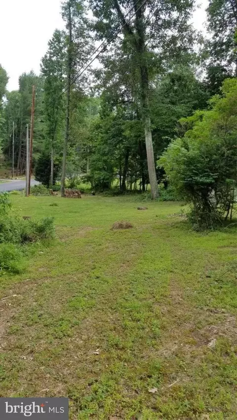 0 Woodland Dr, Hanover, PA 17331